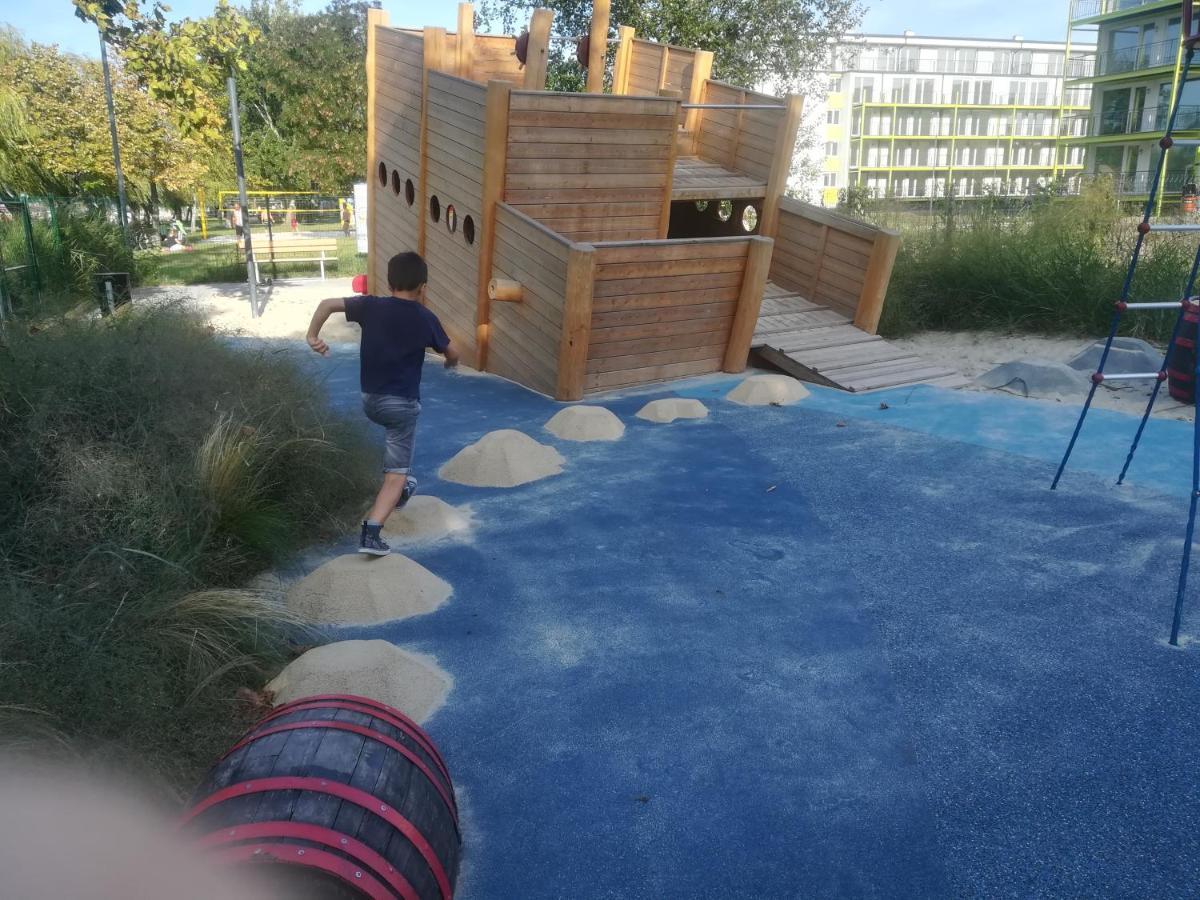 שיופוק Balatinus Apartmanhaz מראה חיצוני תמונה